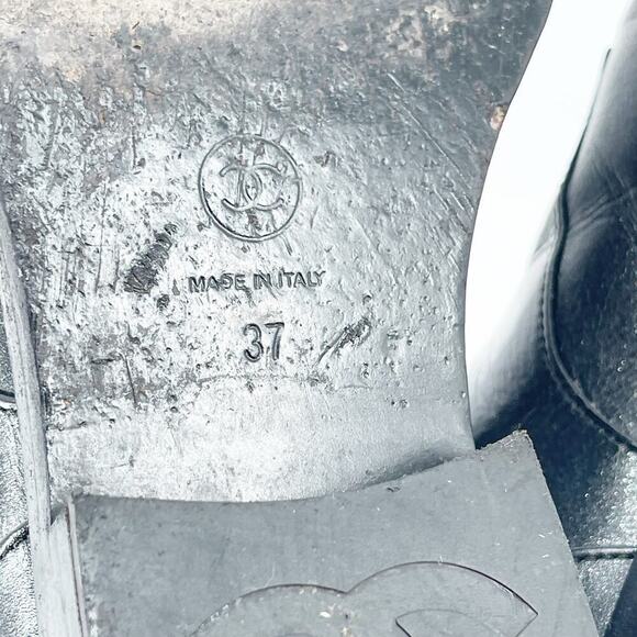 Chanel 2020 Interlocking CC Logo Black Glitter Patent Cap Toe Combat Boot EU 37 - Picture 14 of 16